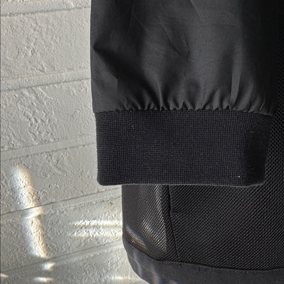 Nike Women's Black Bomber Jacket Size S - Picture 11 of 12